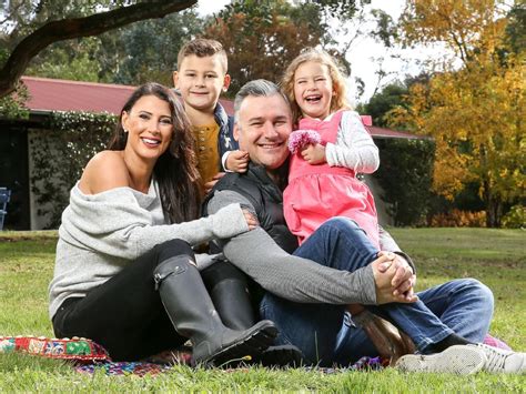 Seven regional Victorian towns where it's cheaper to buy a house .